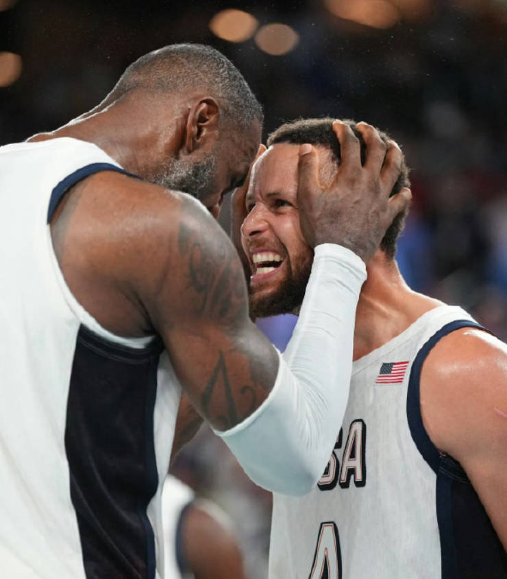 勇士队拼尽全力，客场击败湖人队